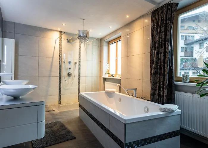 Liam アパート ツェル アム ゼー