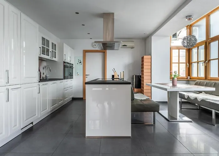 Liam アパート ツェル アム ゼー